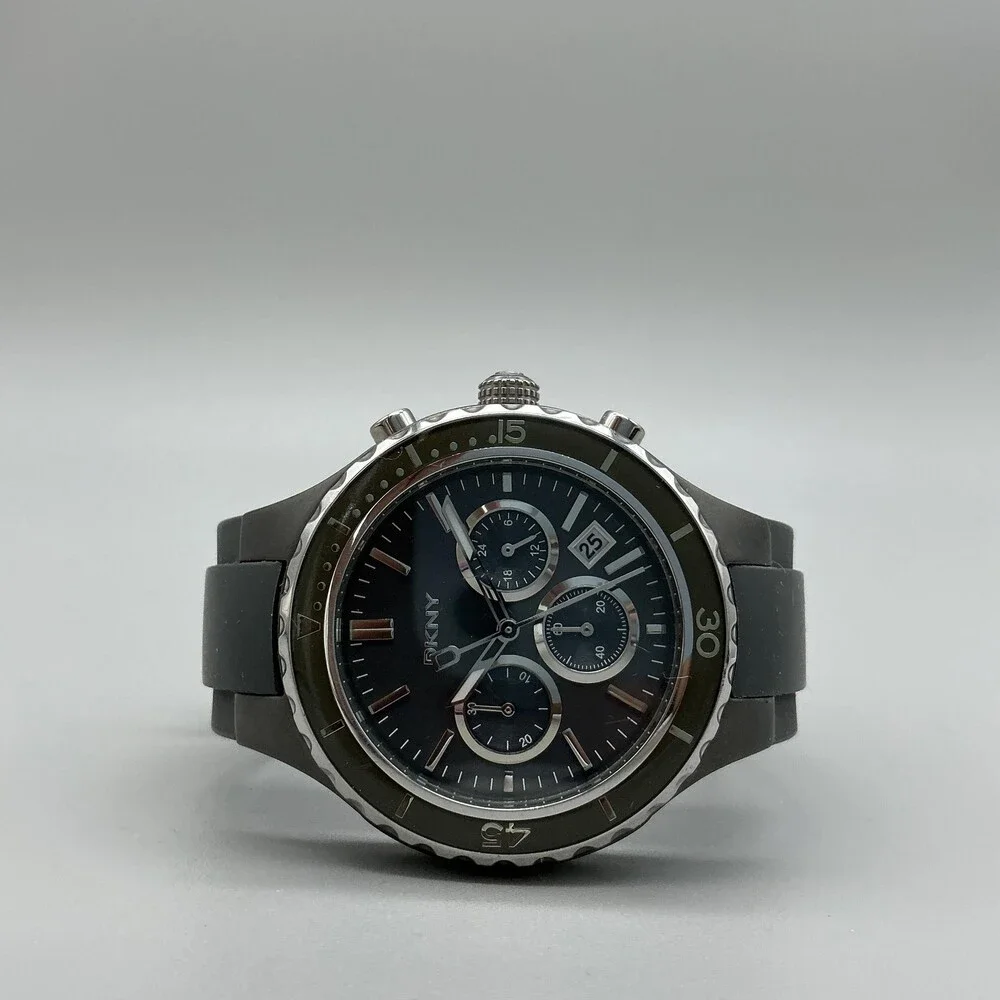 DKNY Mens Watch 42mm Black Dial Chronograph Date Sport NY-1470 New Battery
